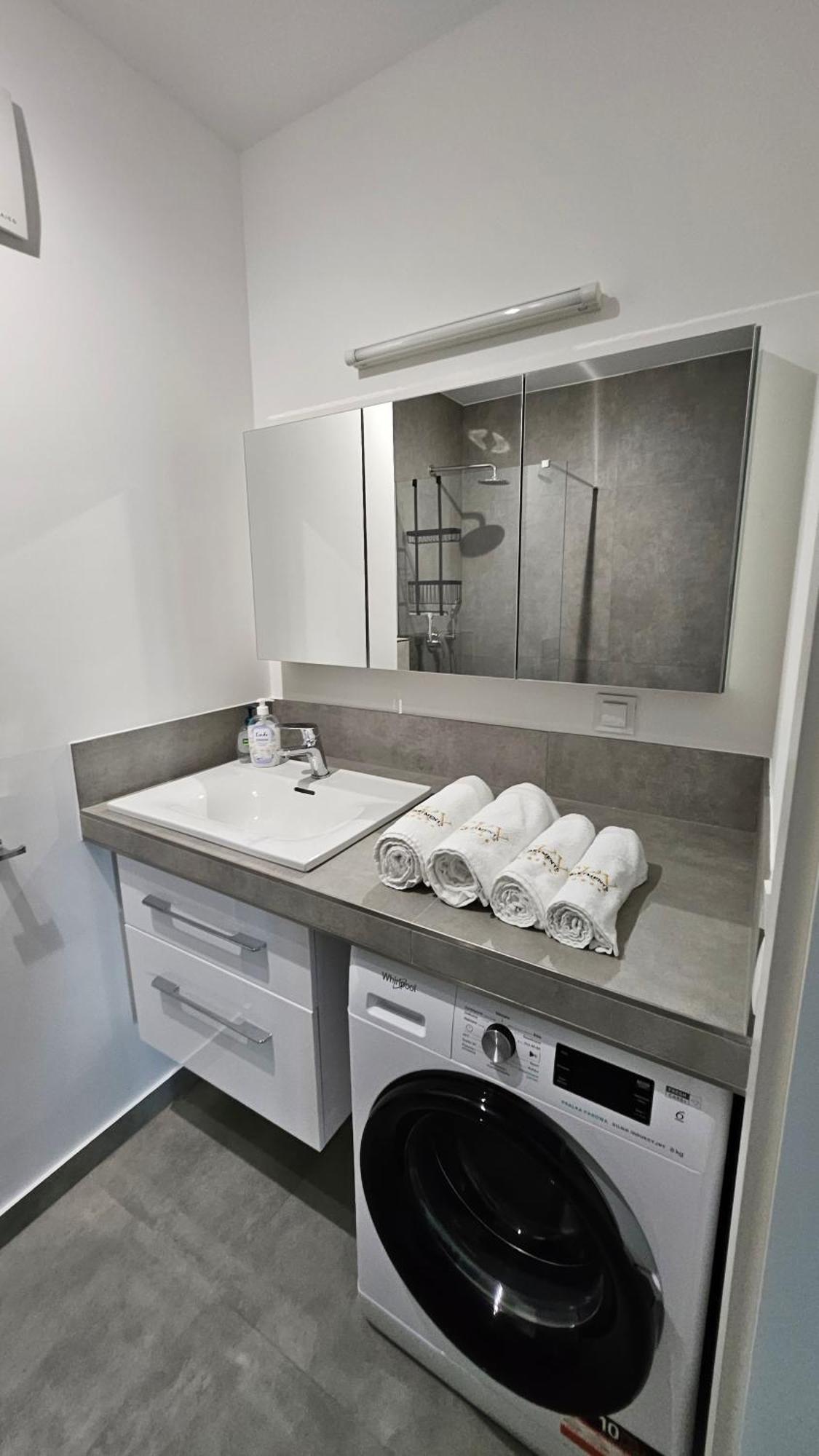 Apartament Bulgarska 60M2-3 Pokoje-Piekny Widok-13 Pietro 24H Check In 波兹南 外观 照片